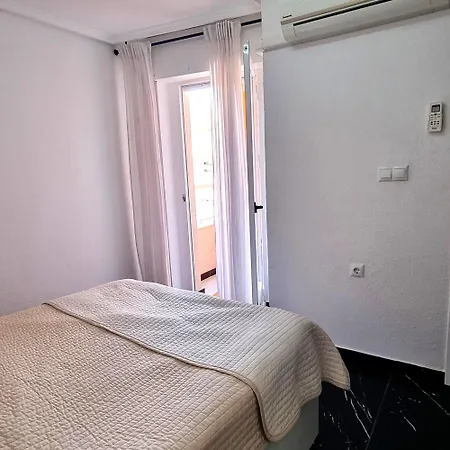 Apartmán La De La Suerte - Cosy Flat Close To The *